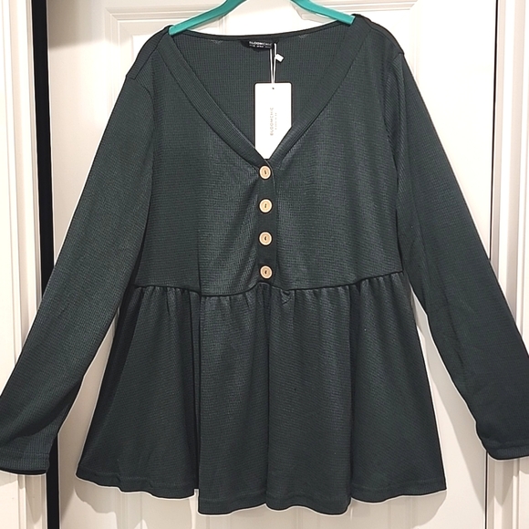 NEW Bloomchic green waffle knit baby doll top 1x - Picture 3 of 6
